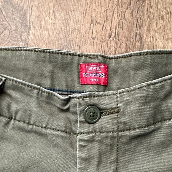 Levi's | XX Taper Mens Cargo Pant in Olive Night - Picture 4 of 6